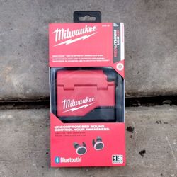 MILWAUKEE BLUETOOTH JOBSITE EAR BUDS