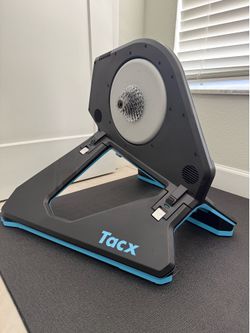 Garmin Tacx NEO 2T Smart Trainer with Motion Plates