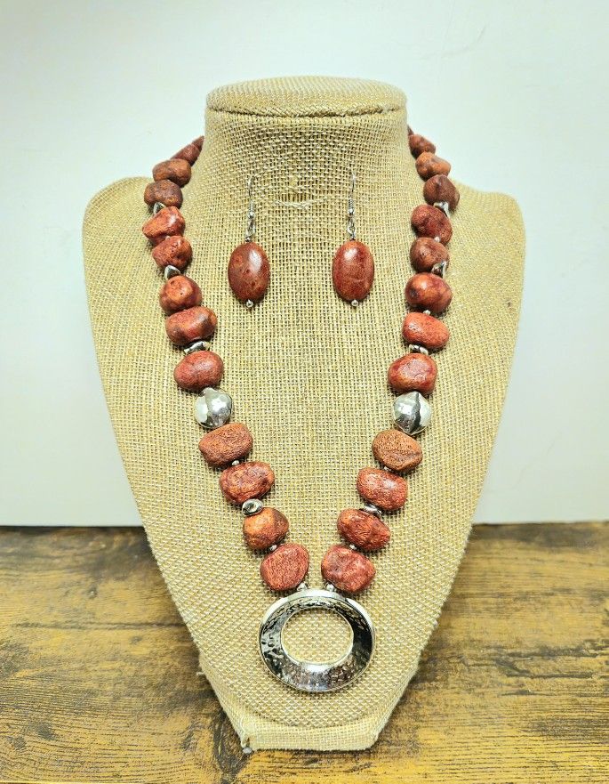 Silpada Red Sponge Coral Hammered Sterling Silver Bead Necklace Rare With Earrings