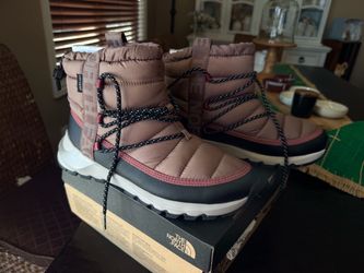The North Face Mulheres Thermoball Lace up Waterproof boots