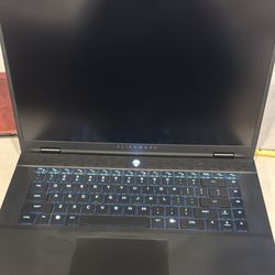 Alienware M16 R2