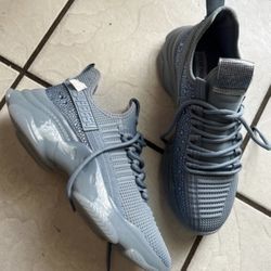 Steve Madden Sneakers 10 