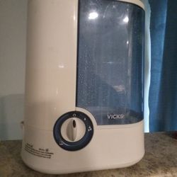 Vics Humidifier