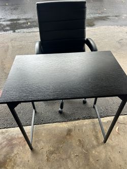 Desk With Chair And Monitor