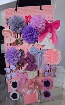Gorgeous gift for baby!  Brand new  Hair Accessories Set with Organizer
