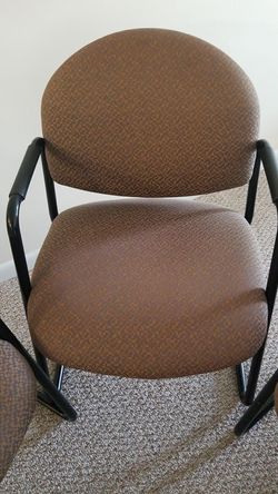 4 semi-new office chairs