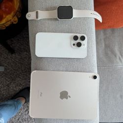 Apple Bundle – iPhone 15 Pro + iPad Mini 5th Gen+ Apple Watch Series 9