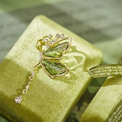 Elegant Green Butterfly Brooch Gold Tone with Crystal Details Nature Inspired
