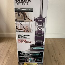 Shark Detect Lift-Away ADV Upright Vacuum, Pet Friendly, Floor Detect, self cleaning LA490 mauve
