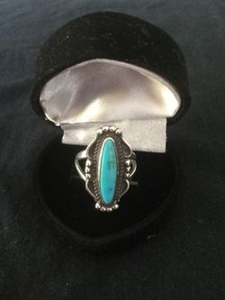 Turquoise & Sterling Silver Ring size 7