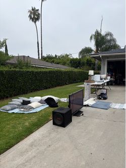 2831 Miguel st riverside ca 92506 Yard Sale