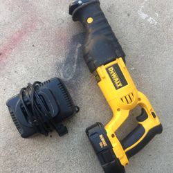 Dewalt Saw 18 V