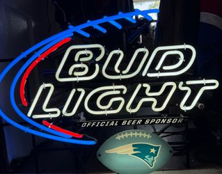 Bud light neon patriots sign MAKE AN OFFER
