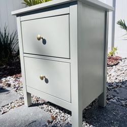Single Nightstand 