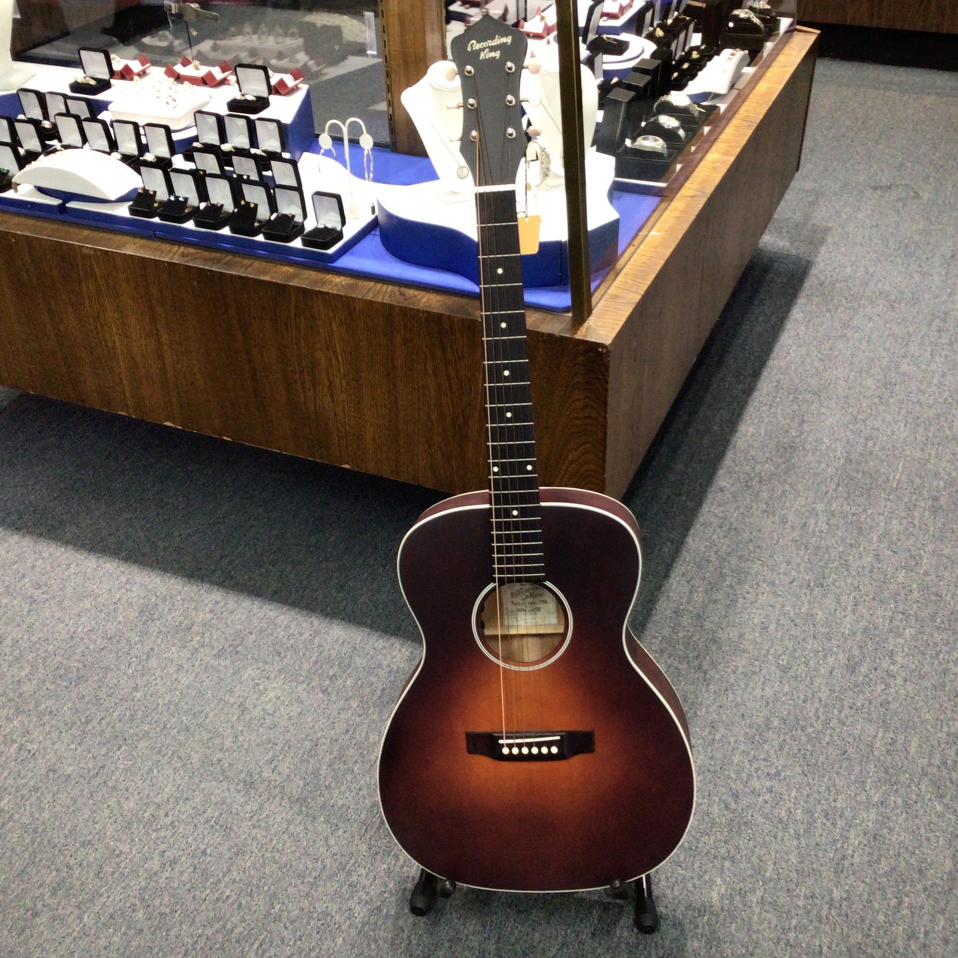 Recording King ROS-11- F3 Series 11 Acoustic-Electric Guitar 