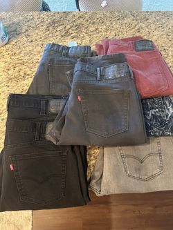 541 LEVI Jeans 