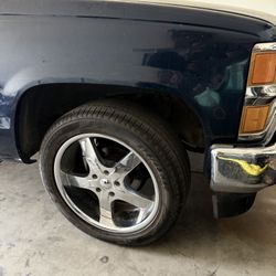 Set of 4 Wheels & Tires 