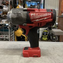 Milwaukee M18 Fuel Brushless 1/2 In. Impact Wrench 