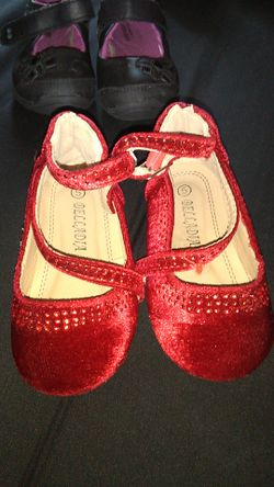 Red shoe for girl size 5