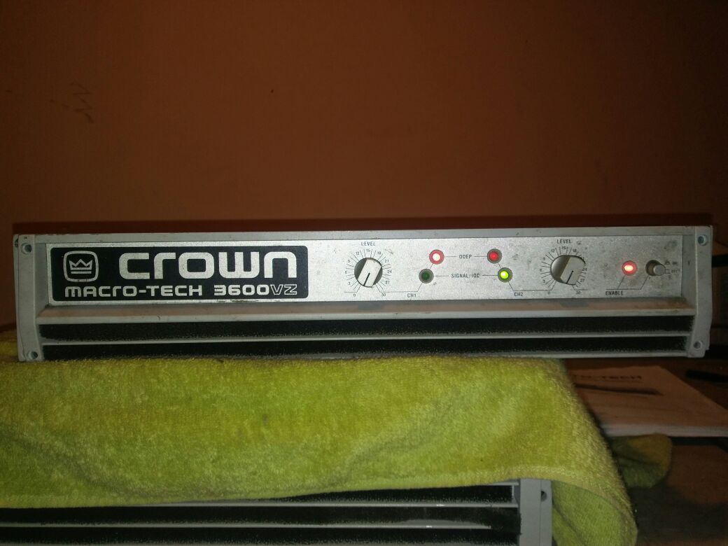 Crown macro tech 3600vz dj power amplifier