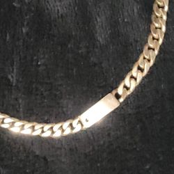 10k Solid Cuban Link  Necklace. 24 Inch Long. Cadena De 24 Pulgadas De Oro Solido De 10 Kilates.