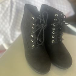 Women’s Black Boots