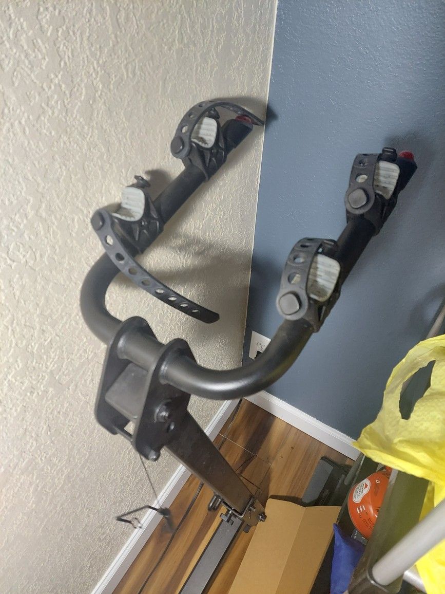 Quadratec 2 Bike Folding Bike Rack With Ski/Snowboard Adapter 