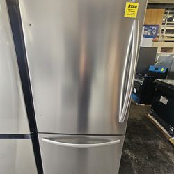 Refrigerator mora