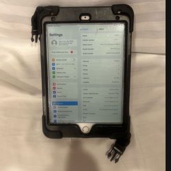 Ipad Mini 5th Gen 64 Gb hard case handheld