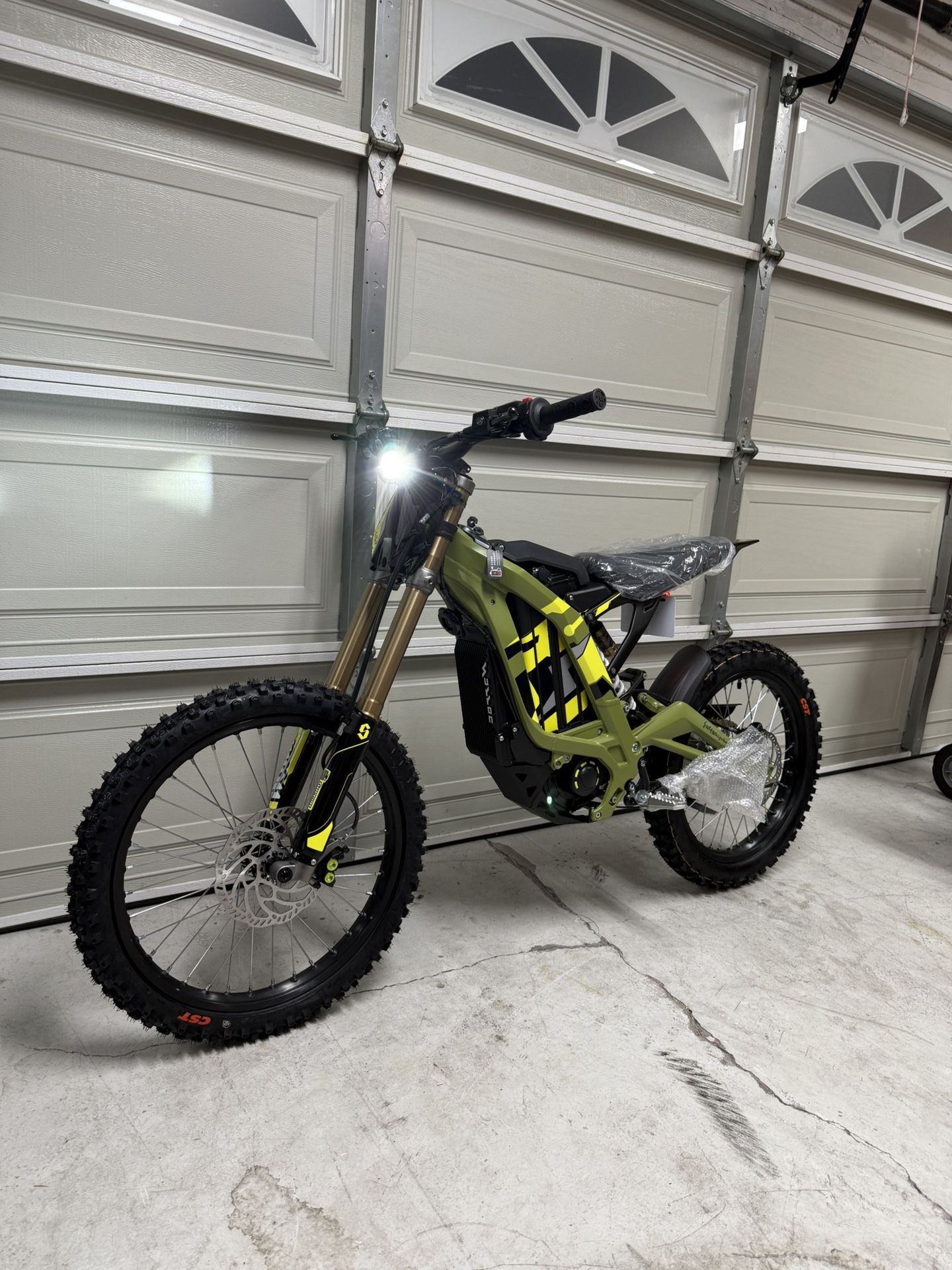 2025 Surron Light Bee X (New)