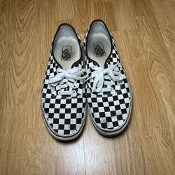 Checkered vans size 10.5