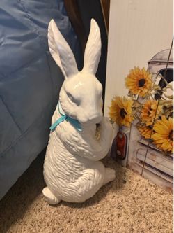 Ceramic bunny by corner ruby collection