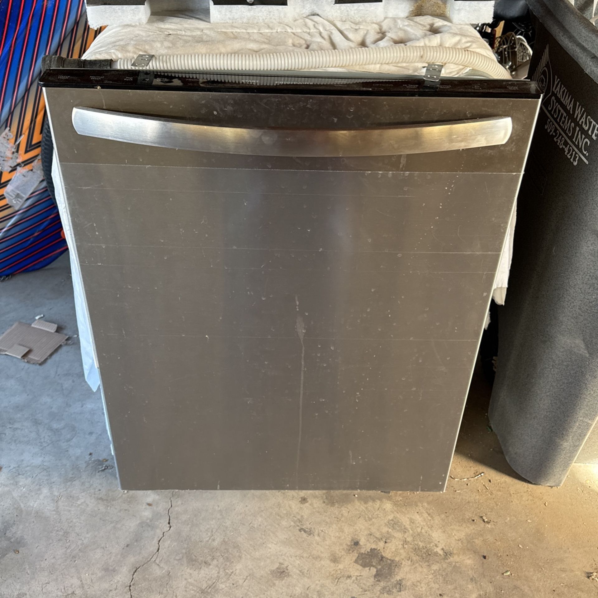 Frigidaire Dishwasher