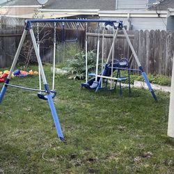 Swing set
