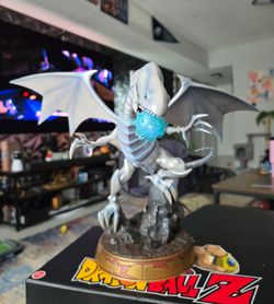 F4F Blue Eyes White Dragon Exclusive White Edition