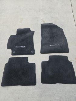 2021-2026 Hyundai Elantra Carpeted Floor Mats