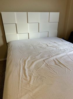 Queen bedroom set