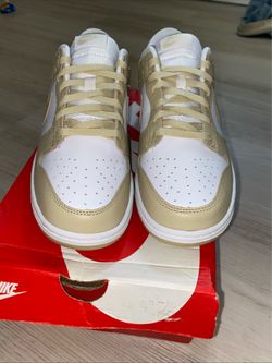 Nike Dunks Gold/White Size 9