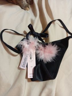 Fun feather bow thong panties sz. S $23