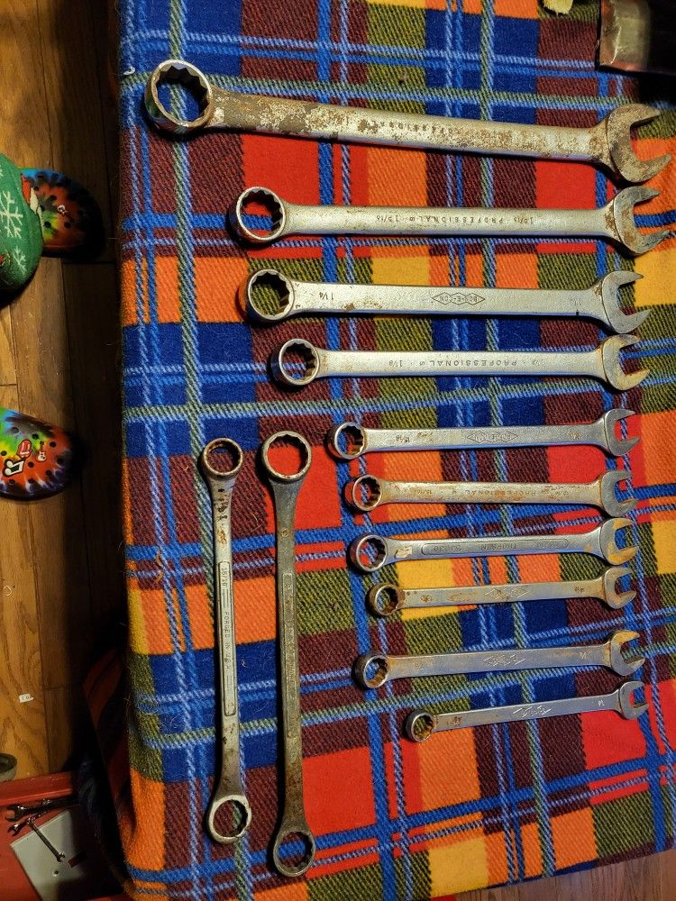 BIG WRENCHES FOR SALE.