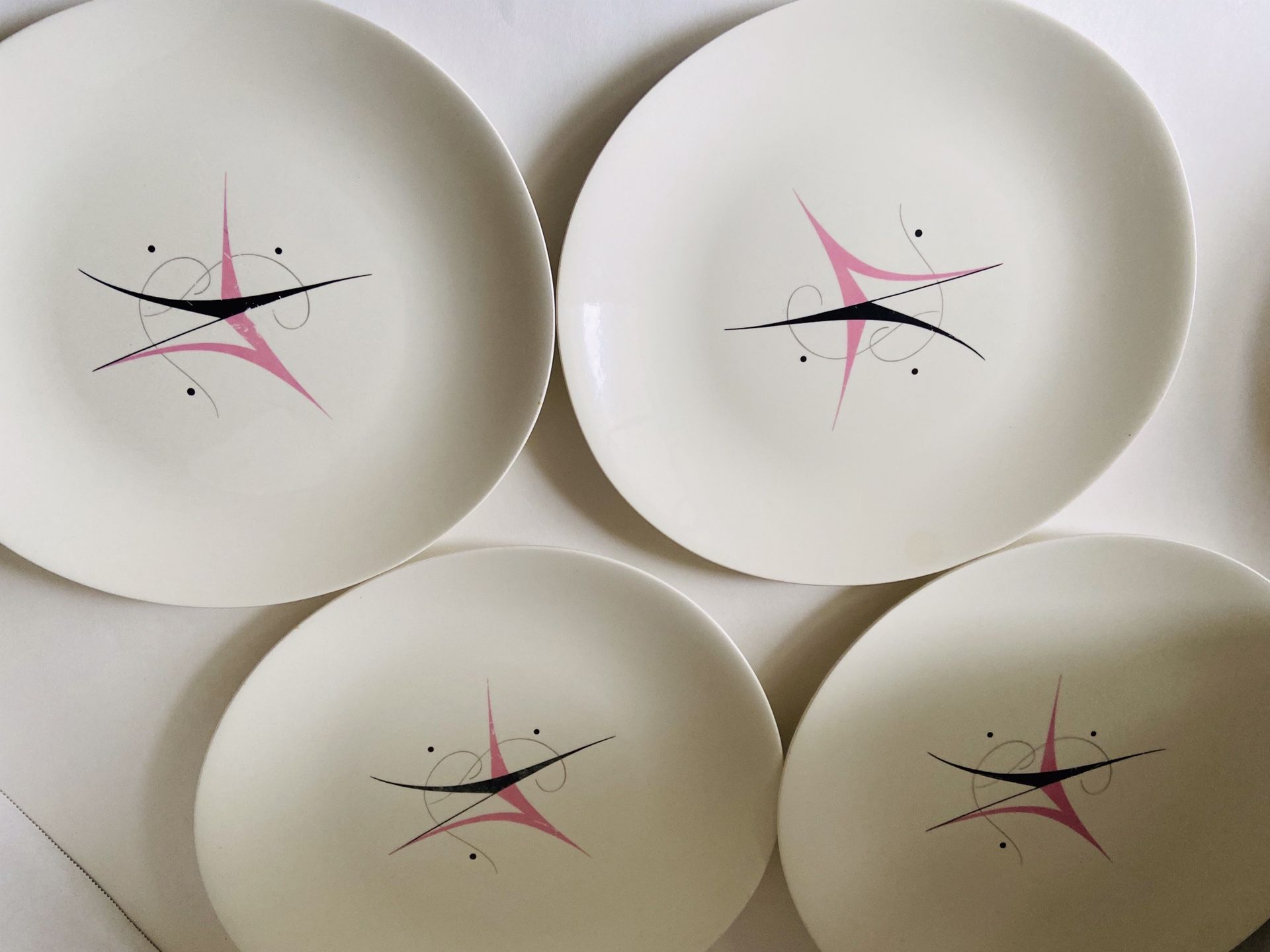 Set of 6 Hall China Dinner Plates