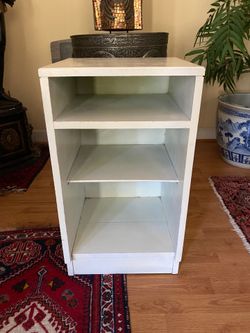 Nightstand / Organizer / Cube