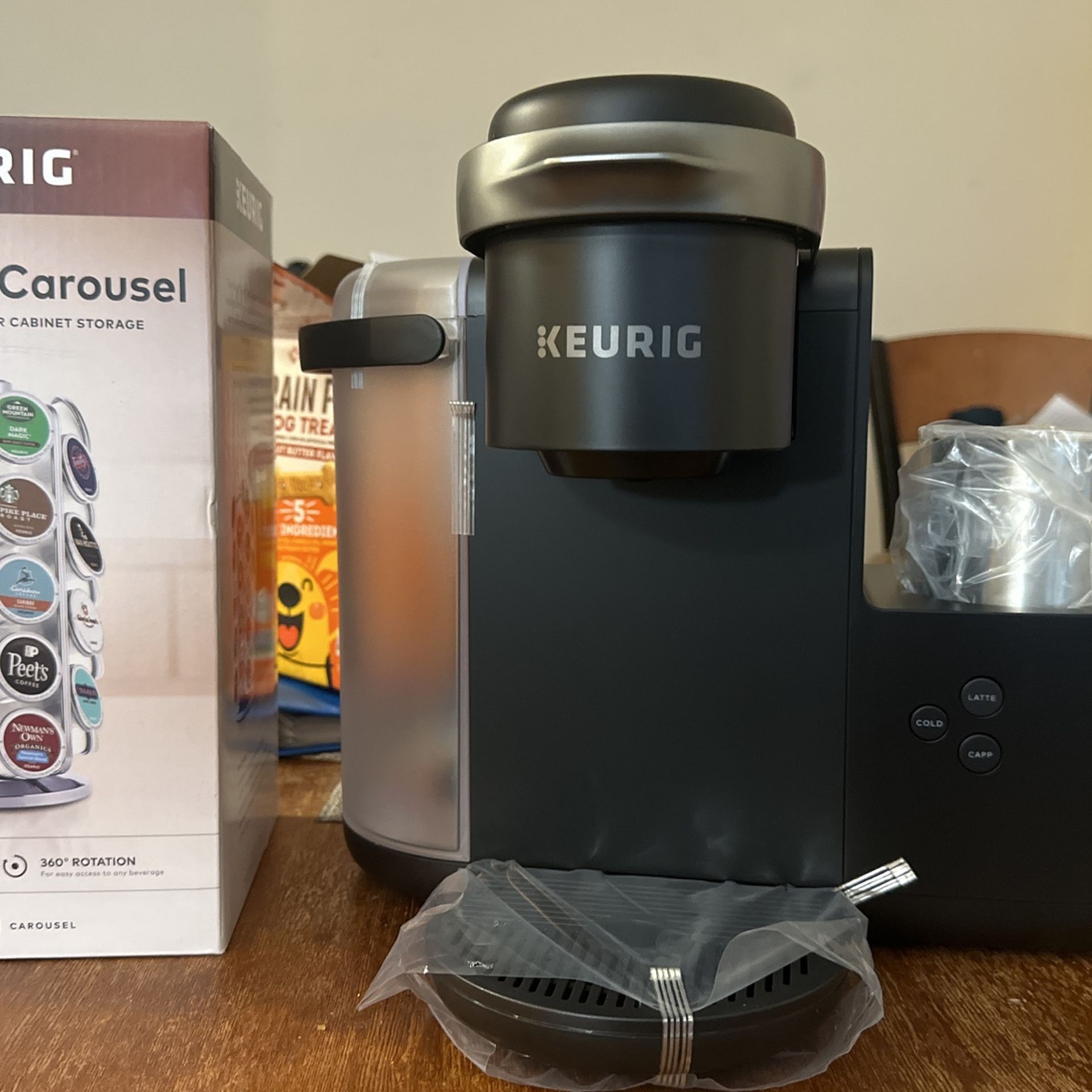 Keurig K-cafe And Bar Stools 