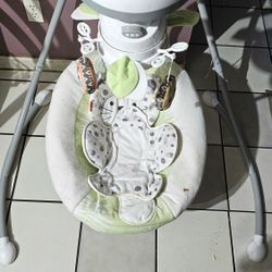 FISHER PRICE SNOW LEOPARD BABY SWING