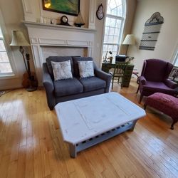 Sofa With Center Table 