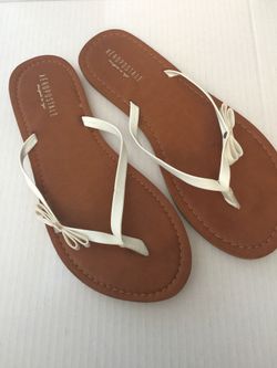 Aeropostale women’s sandals 10
