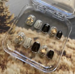 Handmade Press on Nails