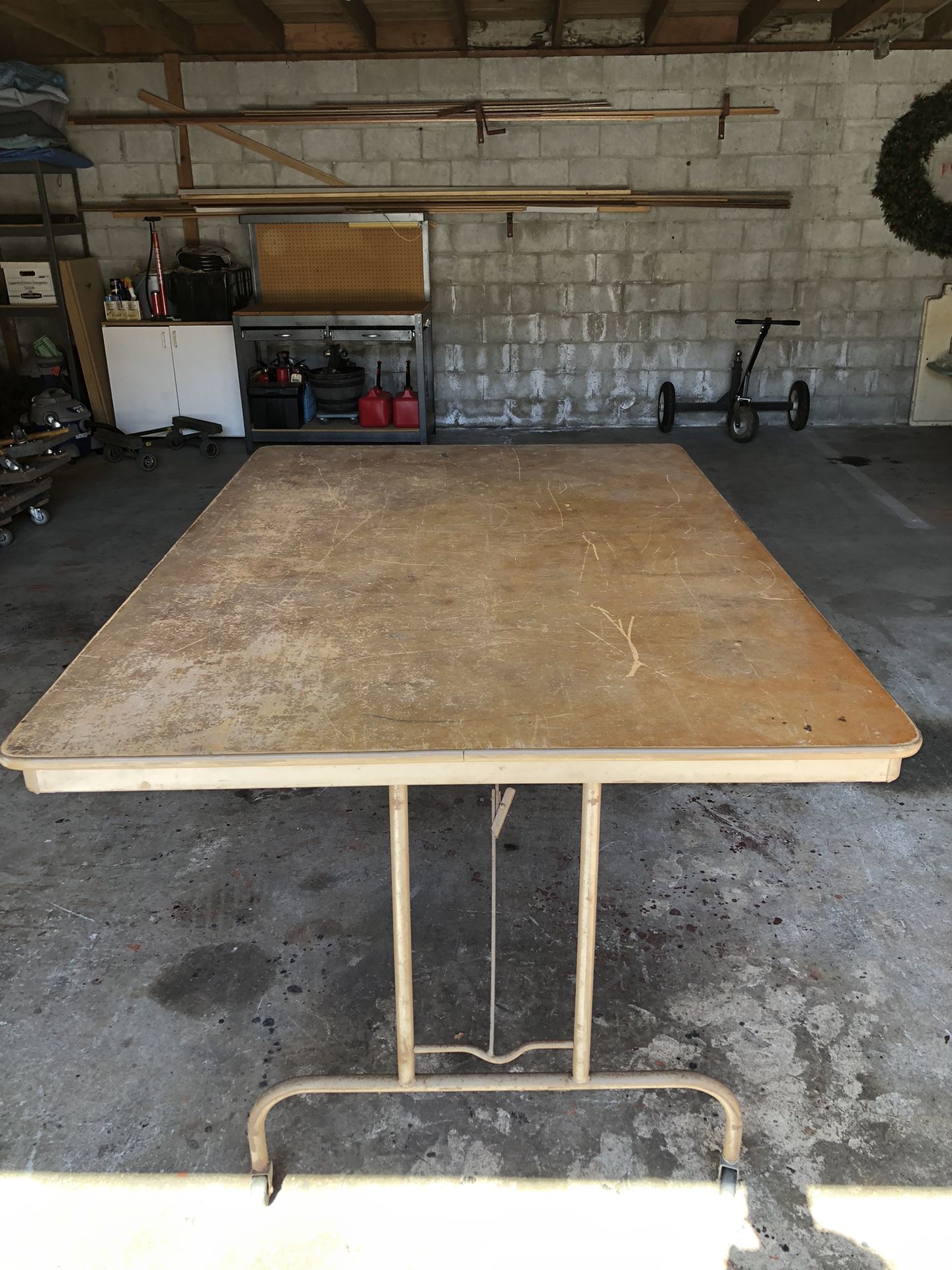 Folding Table