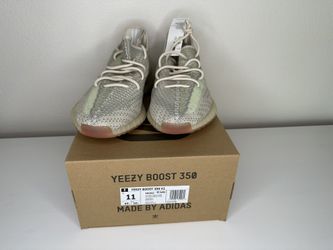 YEEZY 350 V2 CITRIN DS NEW SIZE 11