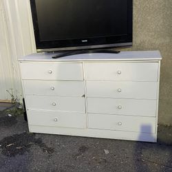 free dresser and tv